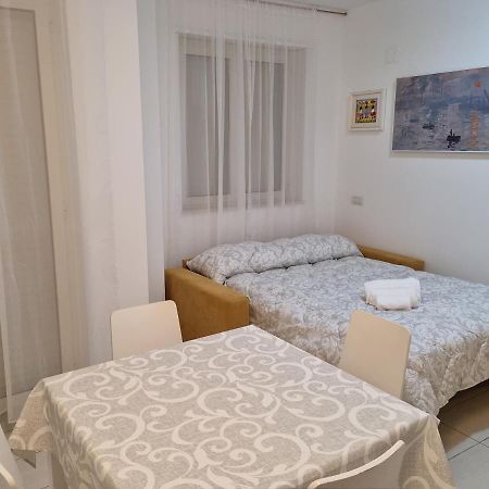 Casamare Alba Adriatica Frontemare Apartment Luaran gambar