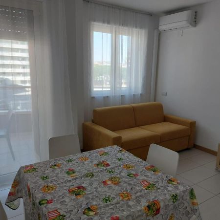 Casamare Alba Adriatica Frontemare Apartment Luaran gambar
