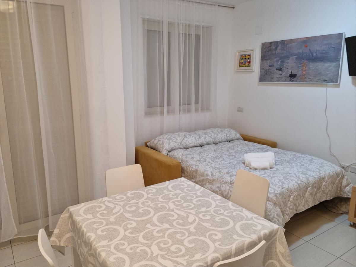Casamare Alba Adriatica Frontemare Apartment Luaran gambar